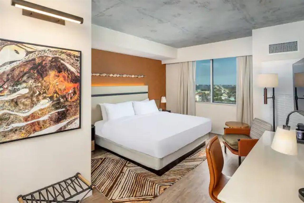 Melby Downtown Tapestry Collection By Hilton Melbourne